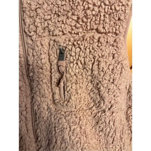 Weatherproof vintage light pink sherpa hooded zip up vest large (2502) - Picture 3 of 8